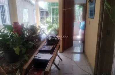 Casa com 2 quartos à venda na rua mário vieira marques, 79, hípica, porto alegre, 41 m2 por r$ 290.000