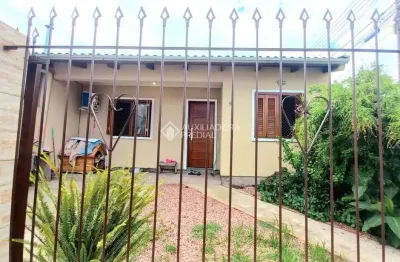 Casa com 2 quartos à venda na rua antônio ribeiro messias, 97, hípica, porto alegre, 75 m2 por r$ 250.000
