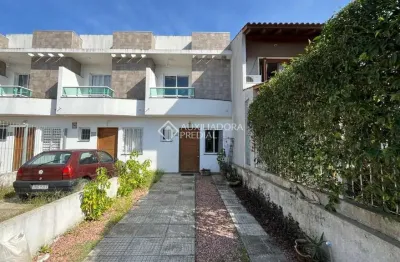 Casa com 2 quartos à venda na rua doutor hermes pacheco, 775, hípica, porto alegre, 104 m2 por r$ 318.000