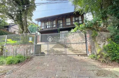 Casa em condomínio fechado com 3 quartos à venda na rua charruas, 59, espírito santo, porto alegre, 176 m2 por r$ 750.000