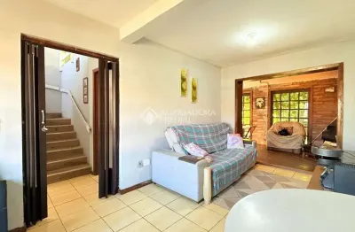 Casa com 4 quartos à venda na Rua Jóia, 220, Vila Nova, Porto Alegre, 200 m2 por R$ 525.000