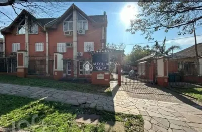 Casa em condomínio fechado com 3 quartos à venda na rua sepé tiaraju, 1500, medianeira, porto alegre, 140 m2 por r$ 475.000