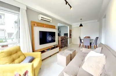 Apartamento com 3 quartos à venda na avenida da cavalhada, 4530, cavalhada, porto alegre, 71 m2 por r$ 395.000