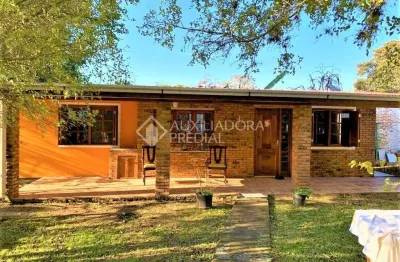 Casa em condomínio fechado com 4 quartos à venda na avenida desembargador mello guimarães, 235, belém novo, porto alegre, 181 m2 por r$ 750.000