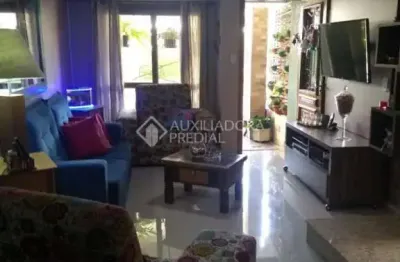 Casa em condomínio fechado com 3 quartos à venda na rua izar faria correa sant'anna, 153, hípica, porto alegre, 80 m2 por r$ 410.000