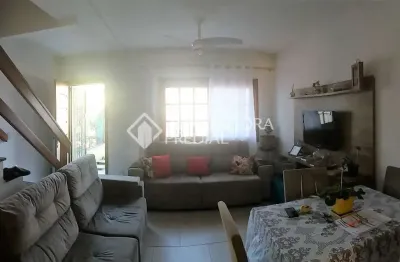 Casa em condomínio fechado com 2 quartos à venda na rua doutor carlos de sá, 60, hípica, porto alegre, 80 m2 por r$ 310.000