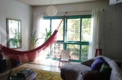 Casa em condomínio fechado com 3 quartos à venda na rua doutor pitrez, 839, ipanema, porto alegre, 231 m2 por r$ 680.000