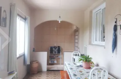 Casa em condomínio fechado com 3 quartos à venda na rua dos caiaguais, 170, espírito santo, porto alegre, 197 m2 por r$ 500.000