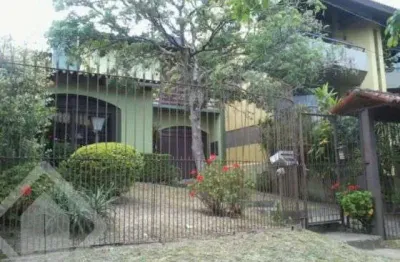 Casa em condomínio fechado com 4 quartos à venda na rua comandai, 560, cristal, porto alegre, 300 m2 por r$ 850.000
