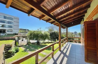 Casa com 2 quartos à venda na rua gomes portinho, 1015, centro, novo hamburgo, 161 m2 por r$ 750.000