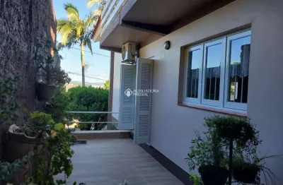 Casa com 5 quartos à venda na fagundes varela, 780, centro, campo bom, 222 m2 por r$ 1.100.000