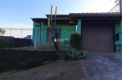 Casa com 2 quartos à venda na vinicius de moraes, 147, centro, novo hamburgo, 132 m2 por r$ 500.000