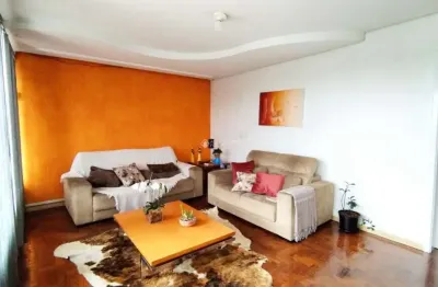 Casa com 3 quartos à venda na rua epitácio pessoa, 607, primavera, novo hamburgo, 200 m2 por r$ 700.000
