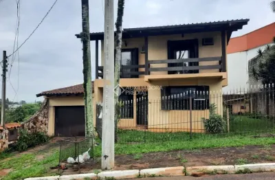 Casa com 3 quartos à venda na rua joinvile, 44, ouro branco, novo hamburgo, 250 m2 por r$ 530.000