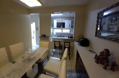 Casa com 3 quartos à venda na rua canela, 36, ouro branco, novo hamburgo, 205 m2 por r$ 551.000