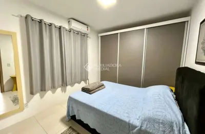 Apartamento com 2 quartos à venda na rua júlio birck, 650, vila nova, novo hamburgo, 62 m2 por r$ 240.000