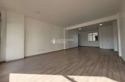 Sala comercial à venda na avenida nações unidas, 2390, centro, novo hamburgo, 54 m2 por r$ 148.000