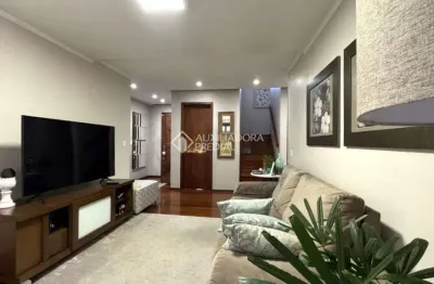 Casa com 4 quartos à venda na itapiru, 104, guarani, novo hamburgo, 245 m2 por r$ 950.000