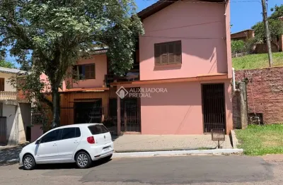 Casa com 3 quartos à venda na rua dos eucaliptos, 382, ideal, novo hamburgo, 198 m2 por r$ 600.000