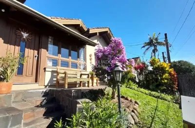 Casa com 2 quartos à venda na rua da república, 104, operário, novo hamburgo, 105 m2 por r$ 535.000