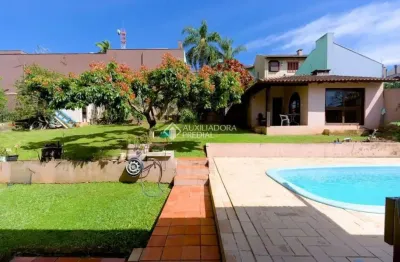 Casa com 3 quartos à venda na rua paulo kolling, 2352, primavera, novo hamburgo, 296 m2 por r$ 900.000