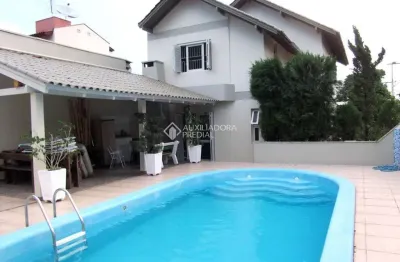 Casa com 3 quartos à venda na rua coronel genuino sampaio, 30, vila nova, novo hamburgo, 221 m2 por r$ 745.000