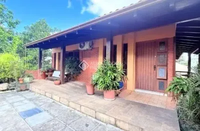 Casa com 3 quartos à venda na rua silveira martins, 11198, centro, novo hamburgo, 211 m2 por r$ 650.000