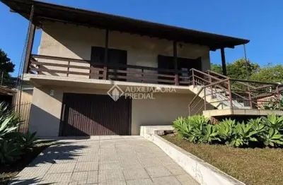 Casa com 3 quartos à venda na rua araçatuba, 751, são josé, novo hamburgo, 344 m2 por r$ 596.000