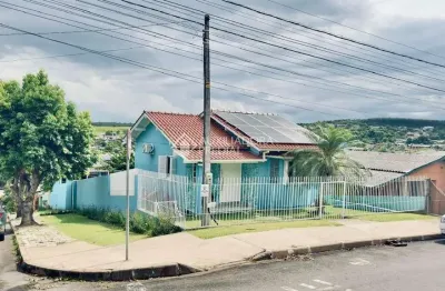 Casa com 2 quartos à venda na Rua Ildefonso Torres Garcia, 440, Boa Saúde, Novo Hamburgo, 183 m2 por R$ 530.000