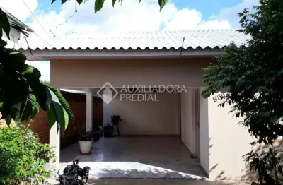 Casa em condomínio fechado com 3 quartos à venda na rua marte, 330, boa saúde, novo hamburgo, 174 m2 por r$ 400.000