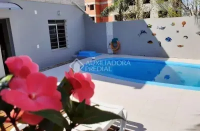 Casa em condomínio fechado com 2 quartos à venda na rua tobias da silva, 18, rio branco, novo hamburgo, 168 m2 por r$ 535.000