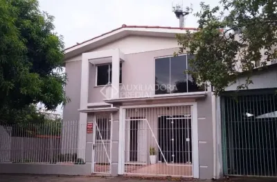Casa em condomínio fechado com 3 quartos à venda na rua catu, 25, rio branco, novo hamburgo, 160 m2 por r$ 699.000