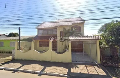 Casa em condomínio fechado com 3 quartos à venda na rua buttenbender, 905, fátima, canoas, 244 m2 por r$ 779.900