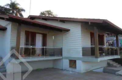 Casa em condomínio fechado com 3 quartos à venda na balduinho dregher, 166, centro, campo bom, 126 m2 por r$ 740.000