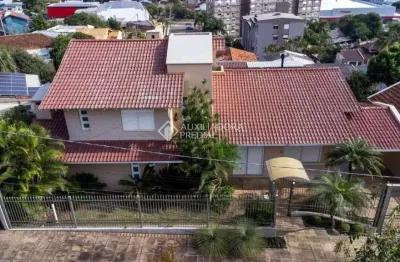 Casa com 3 quartos à venda na rua brusque, 18, ouro branco, novo hamburgo, 342 m2 por r$ 1.050.000