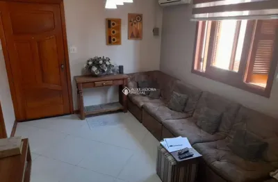 Casa com 3 quartos à venda na rua engenheiro frederico dahne, 625, sarandi, porto alegre, 156 m2 por r$ 668.000