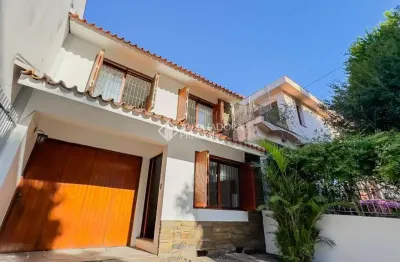 Casa em condomínio fechado com 3 quartos à venda na rua coronel feijó, 842, higienópolis, porto alegre, 216 m2 por r$ 930.000
