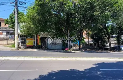 Casa comercial à venda na Avenida Eduardo Prado, 690, Cavalhada, Porto Alegre, 200 m2 por R$ 500.000
