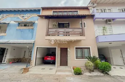 Casa em condomínio fechado com 3 quartos à venda na alameda três de outubro, 665, sarandi, porto alegre, 189 m2 por r$ 799.999