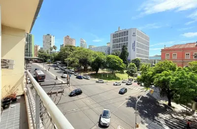Apartamento com 3 quartos à venda na Avenida Desembargador André da Rocha, 20, Centro Histórico, Porto Alegre, 99 m2 por R$ 330.000