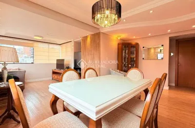 Apartamento com 2 quartos à venda na avenida montenegro, 163, petrópolis, porto alegre, 80 m2 por r$ 760.000