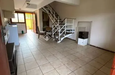 Casa com 3 quartos à venda na rua luiz fontoura júnior, 88, jardim itu sabará, porto alegre, 107 m2 por r$ 380.000
