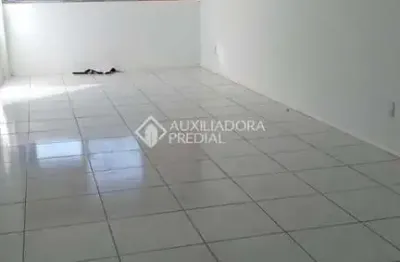 Sala comercial à venda na avenida cristóvão colombo, 2156, floresta, porto alegre, 42 m2 por r$ 71.000