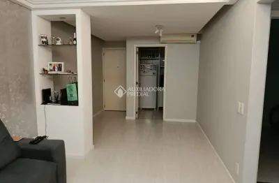 Apartamento com 2 quartos à venda na rua professor abílio azambuja, 555, jardim do salso, porto alegre, 69 m2 por r$ 369.000