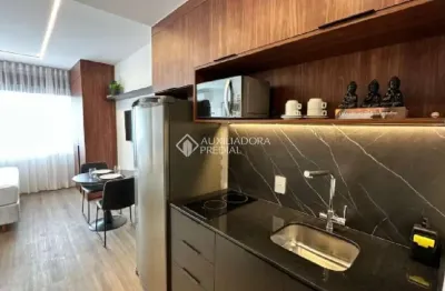 Apartamento com 1 quarto à venda na rua casemiro de abreu, 576, bela vista, porto alegre, 24 m2 por r$ 550.000