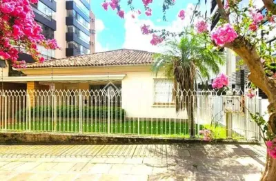 Casa com 5 quartos à venda na rua eça de queiroz, 889, petrópolis, porto alegre, 400 m2 por r$ 2.800.000