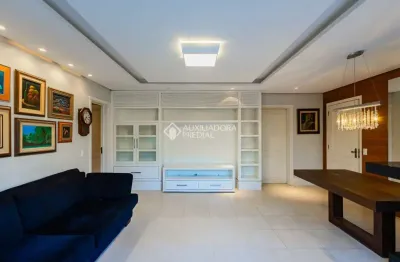 Apartamento com 3 quartos à venda na rua marcelo gama, 1147, auxiliadora, porto alegre, 96 m2 por r$ 998.000