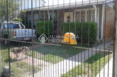 Casa em condomínio fechado com 3 quartos à venda na rua vieira da cunha, 530, sarandi, porto alegre, 120 m2 por r$ 225.000