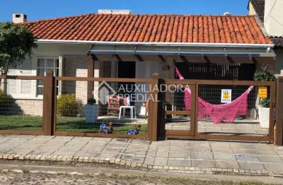 Casa em condomínio fechado com 4 quartos à venda na rio da varzea, 54, centro, xangri-lá, 160 m2 por r$ 880.000