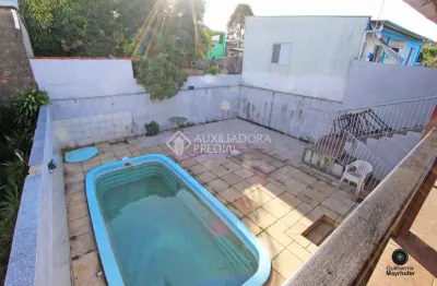 Casa com 3 quartos à venda na rua ovídio moraes leal, 70, rubem berta, porto alegre, 260 m2 por r$ 499.000